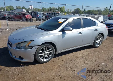 2010 Nissan Maxima 3.5 S z USA, uszkodzony, nr VIN 1N4AA5AP8AC856131